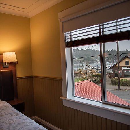 Salt Spring Inn Ganges Ngoại thất bức ảnh