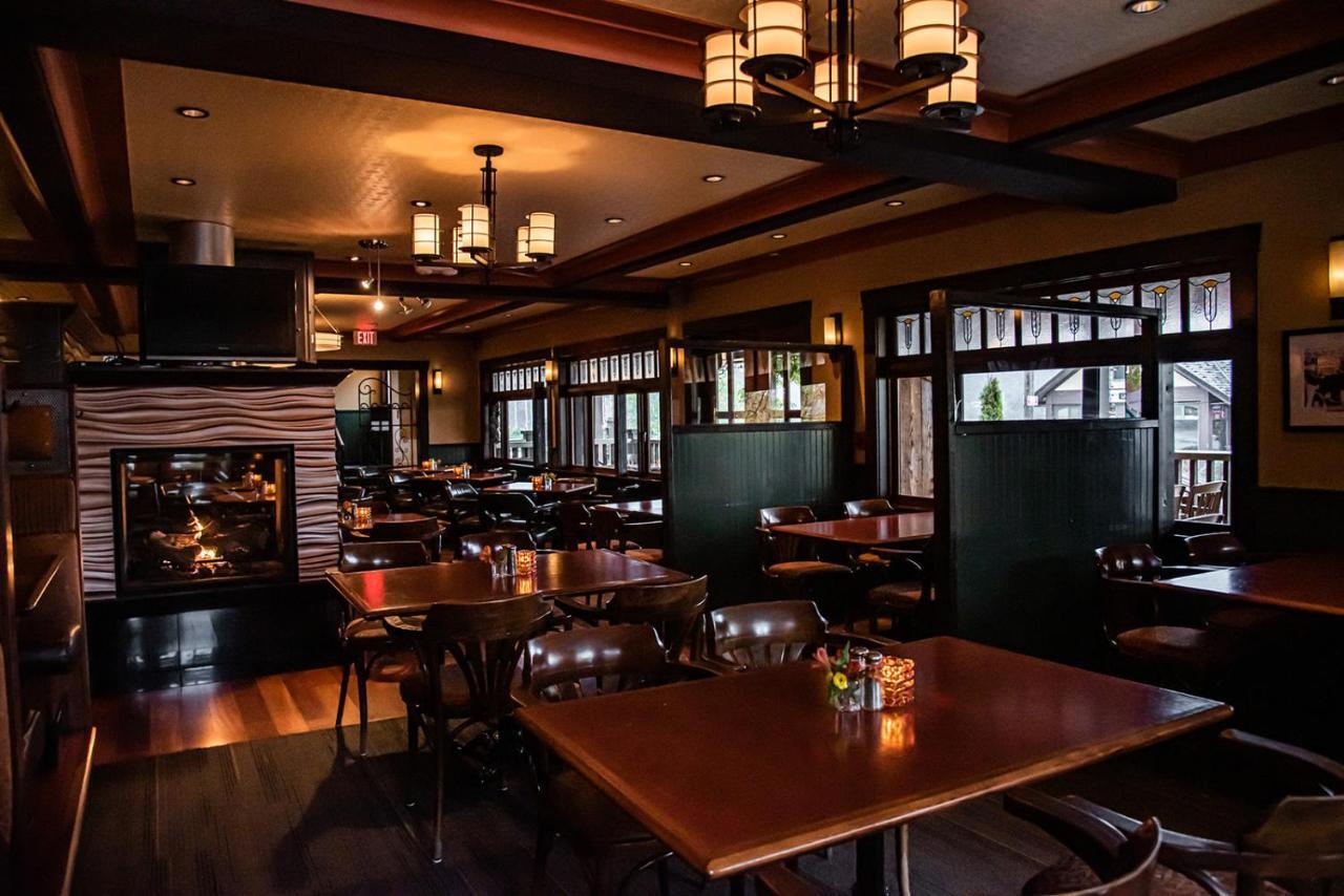 Salt Spring Inn Ganges Ngoại thất bức ảnh
